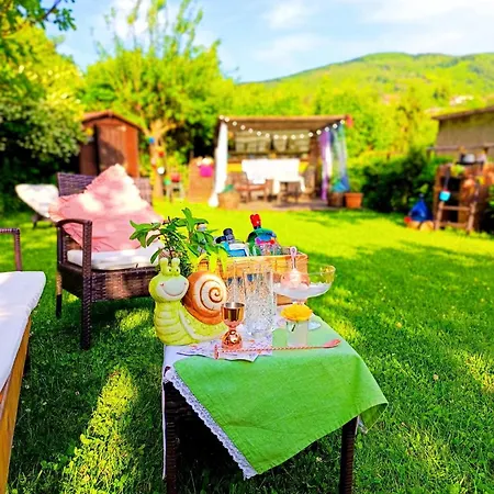 Va...lentina Couette-café 4*