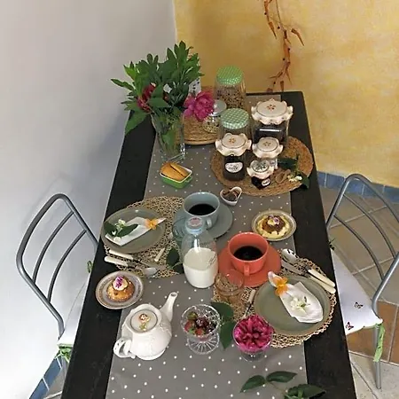 Va...lentina Bed & Breakfast